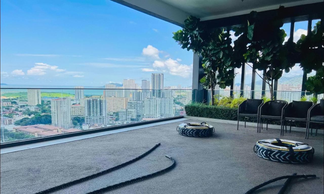 Skypool With Seaview 8Pax Beacon Executive Suites - Georgetown City Centre - 3Km To Komtar Bagian luar foto