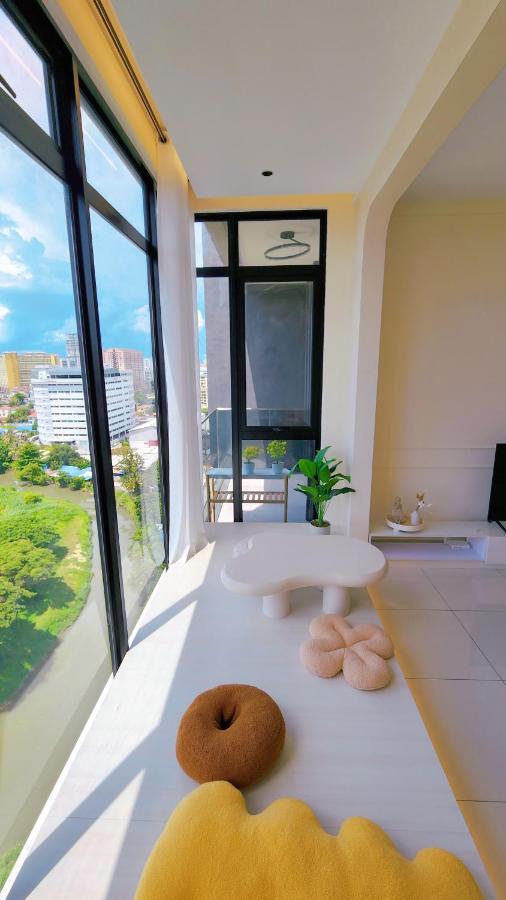 Skypool With Seaview 8Pax Beacon Executive Suites - Georgetown City Centre - 3Km To Komtar Bagian luar foto