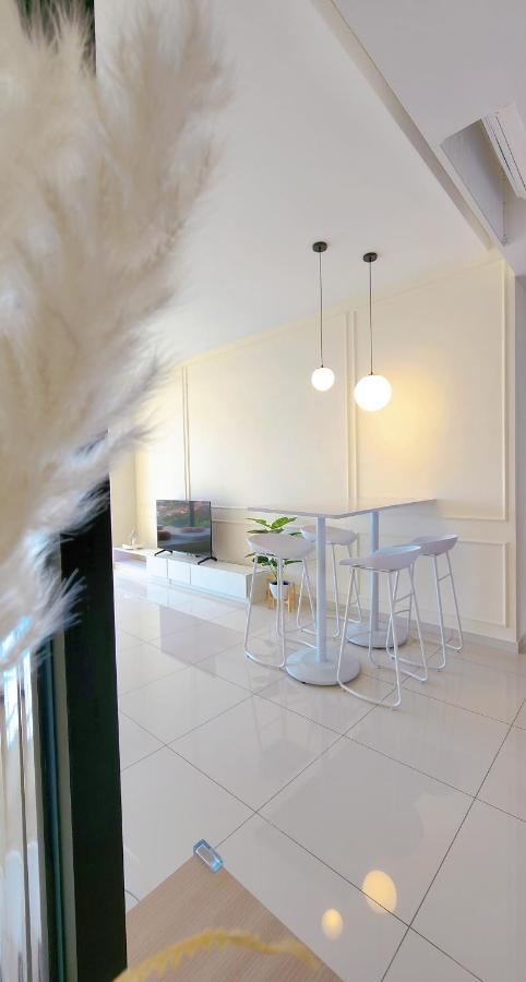 Skypool With Seaview 8Pax Beacon Executive Suites - Georgetown City Centre - 3Km To Komtar Bagian luar foto